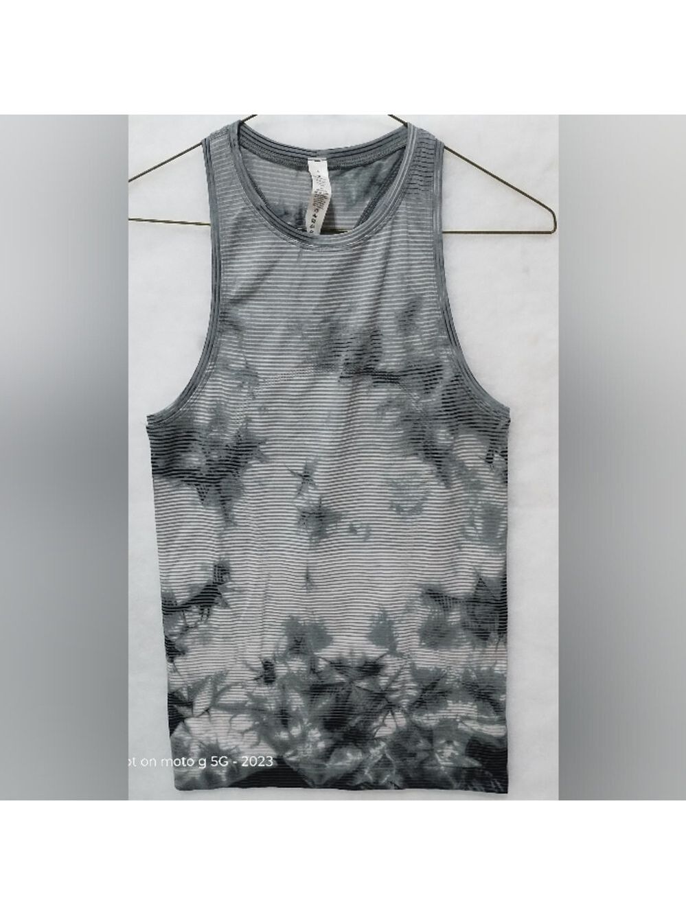 Lululemon Women’s Peleton Swiftly Tech Racerback Tank,  Tie Dye Size 4